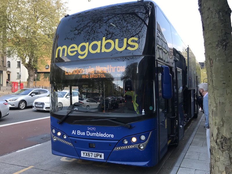 m20 megabus