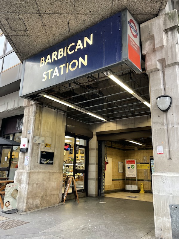 Img 3333 Busandtrainuser